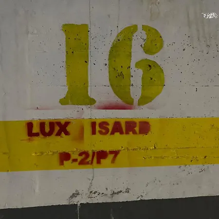 Lux Isard Acceso Directo A Pistas